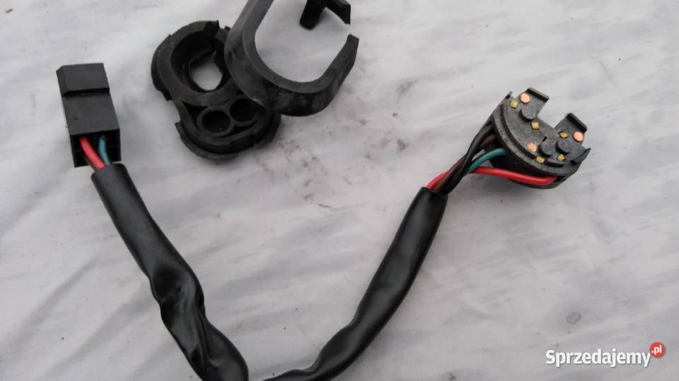 Polonez Fiat 125p 126 kostka zaplonowa stacyjki podkarpackie Stalowa Wola