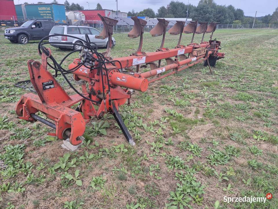 Pług 7 skib Gregoire Besson Pługi Siemiatycze