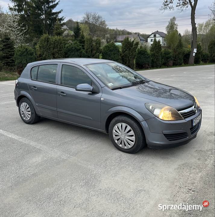 Opel Astra H 17 diesel 2005r 1700cm3 Strzegocice