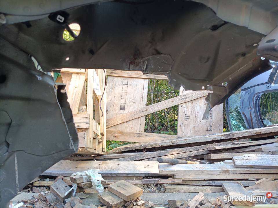 Ford Fiesta mk7 słupek prawy kielich cwiartka osobowe
