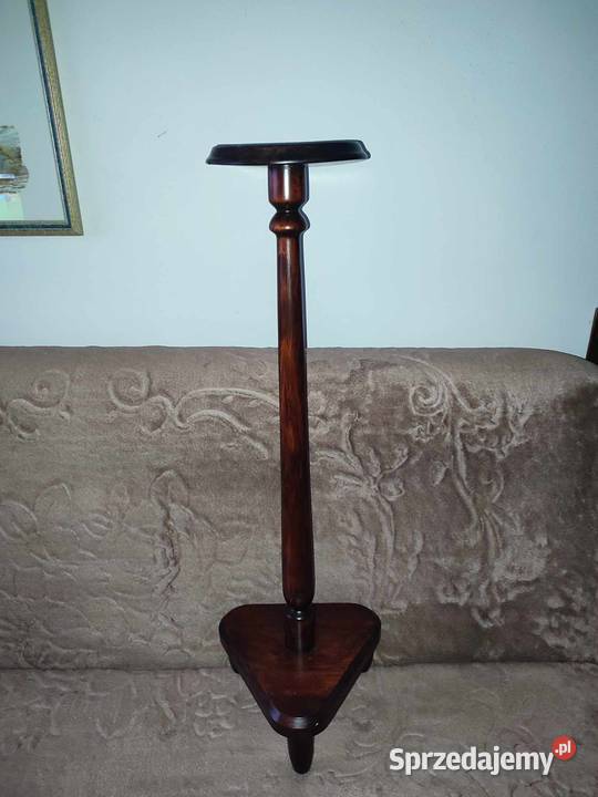 Kwietnik z połowy XX wieku drewniany