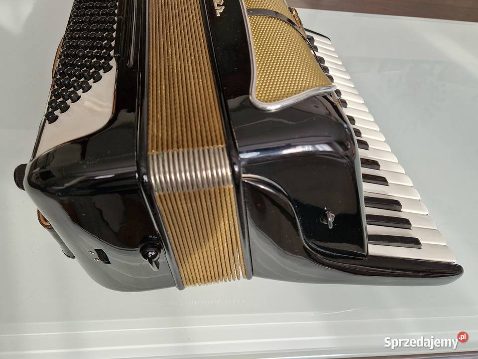 Sprzedam Akordeon HOHNER Lucia IIIP 96 basowy z Jasienica