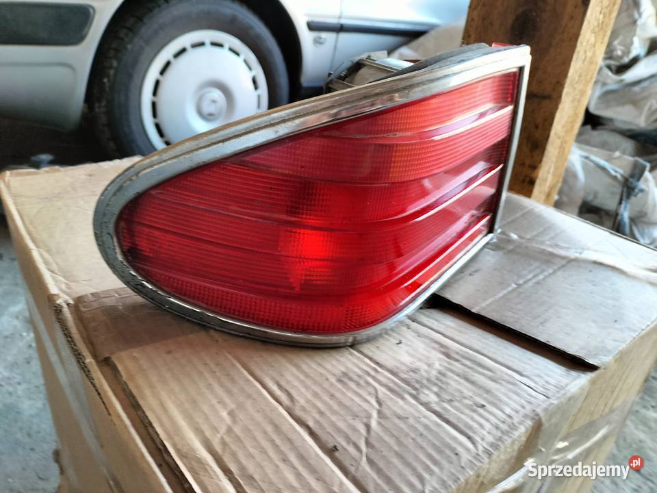 LAMPA LEWY TYŁ MERCEDES W210 Oświetlenie