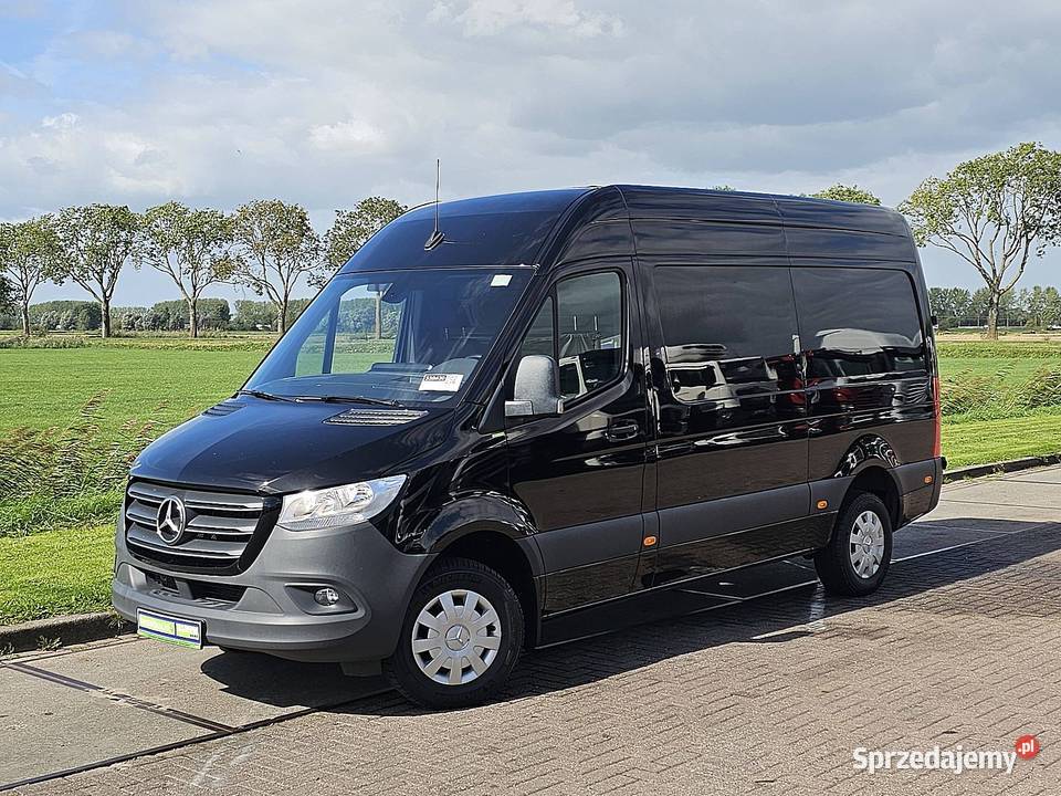MercedesBenz SPRINTER 317 L2H2 RWD Mbux AC 172655km