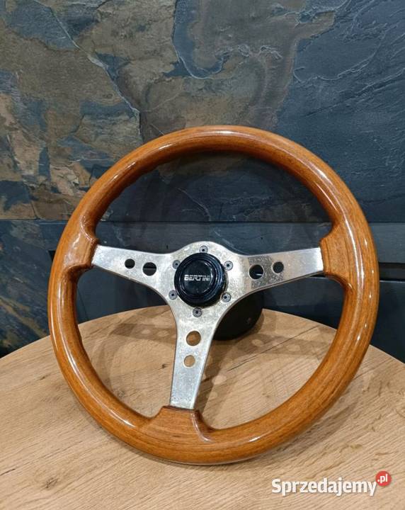 Kierownica drewniana Mercedes w126 r107 190e Biały Bór
