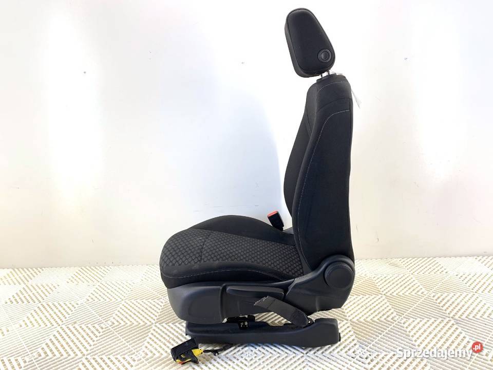 FOTEL LEWY PRZÓD OPEL ASTRA K Hatchback