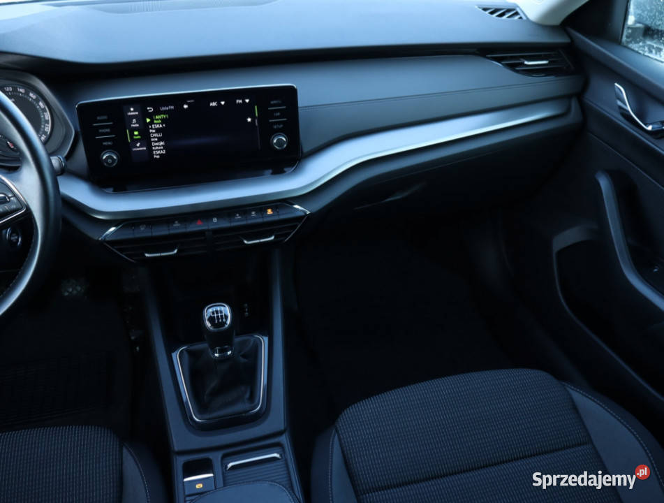 Skoda Octavia 15 TSI sprzedam