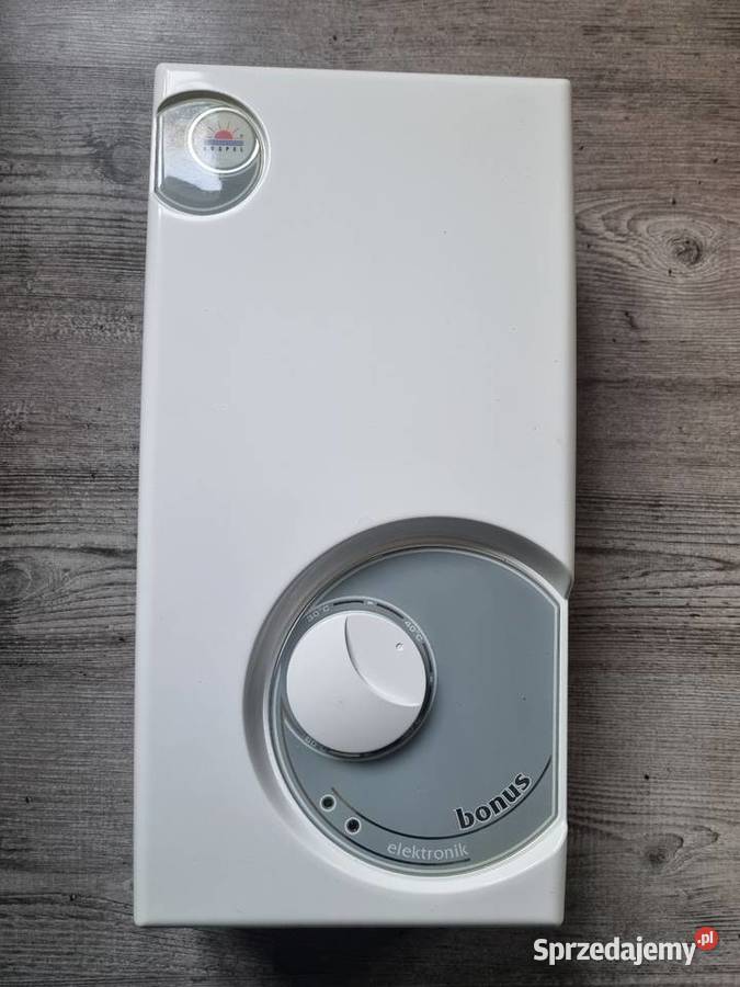 Elektryczny przepływowy podgrzewacz wody KOSPEL Solnica