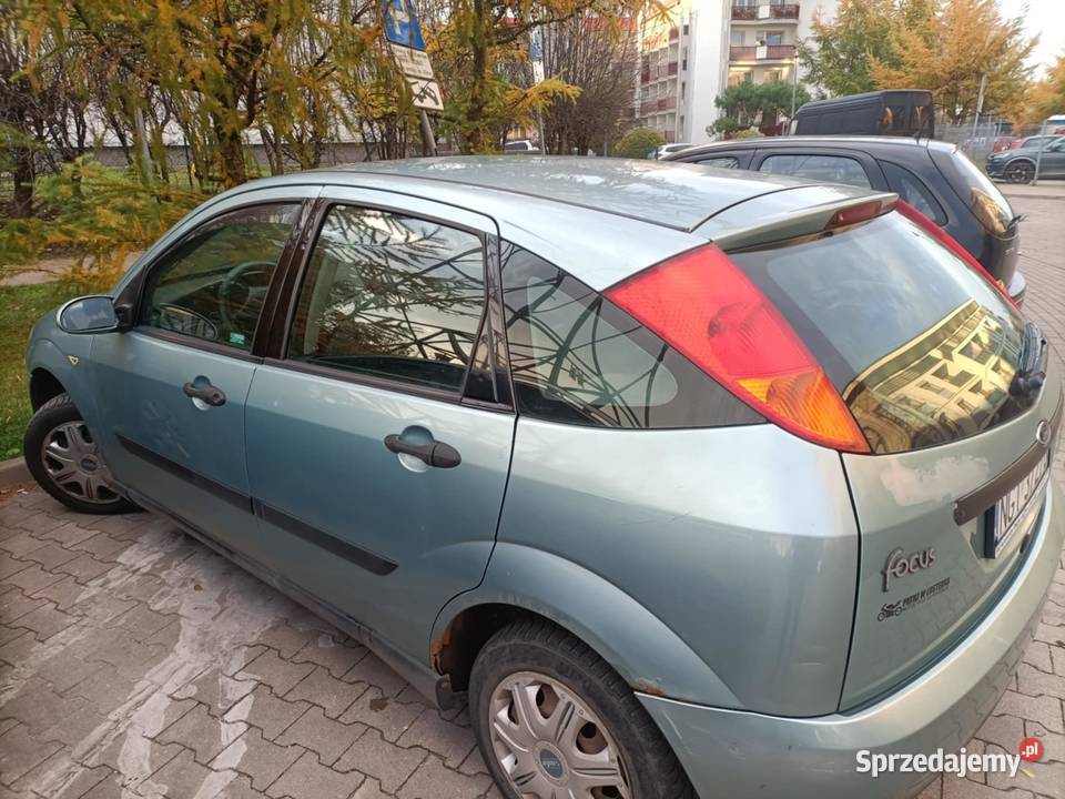 Ford Focus Ambiente Mk1 16 16V Zetec 100 2000r Giżycko