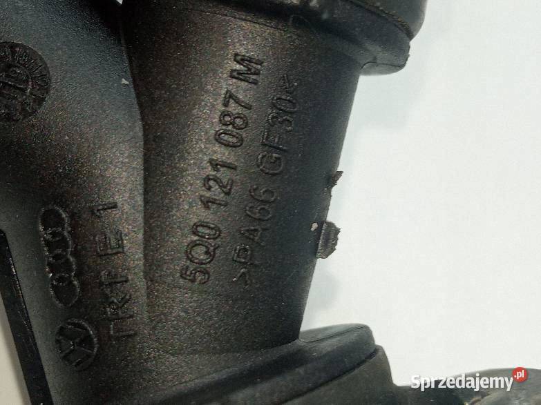 POMPA WODY OBIEGU 5Q0965561B Skoda Superb III