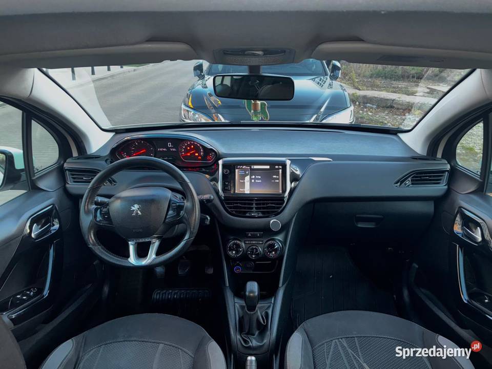 Peugeot 208 14 HDI z 2013r Warszawa