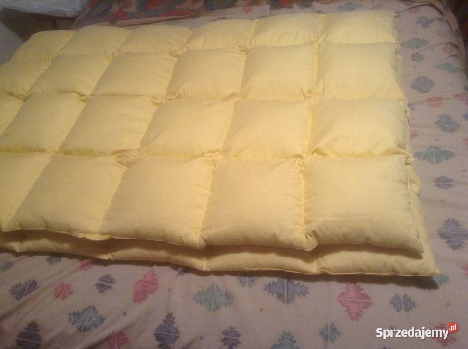 Zestaw gruba kołdra i poduszka z pierza we Kołdry Opole