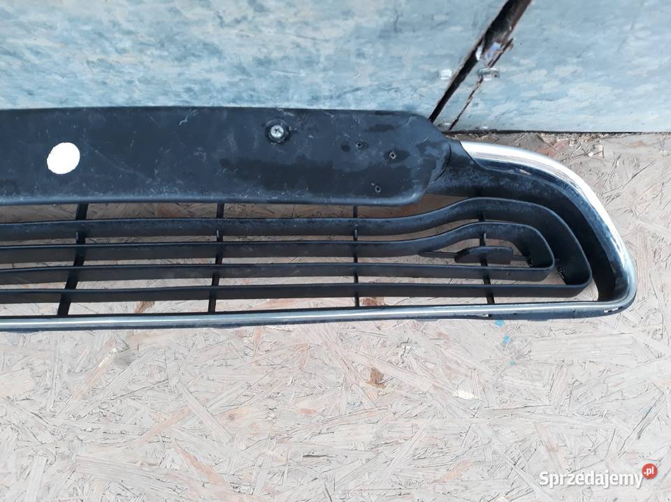 RENAULT ZOE KRATKA ŚRODKOWA ZDERZAKA PRZÓD Międzychód