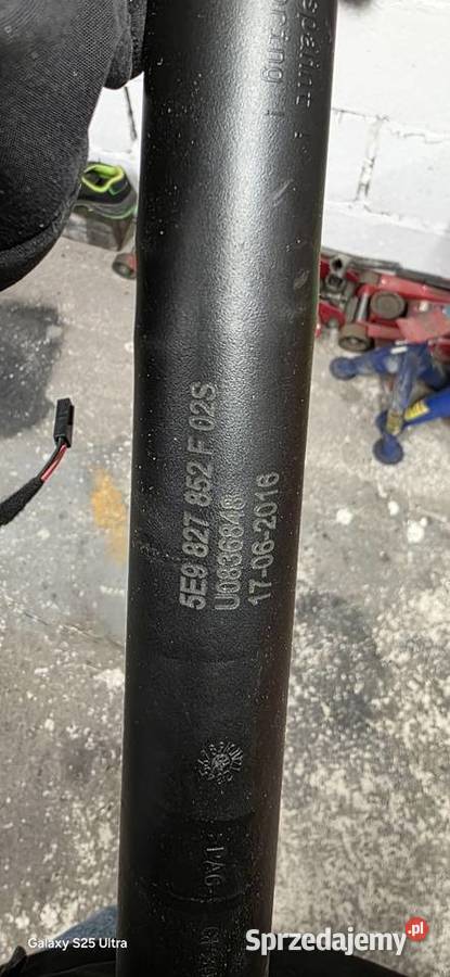 Octavia 3 siłowniki elektryczne pokrywy Namysłów