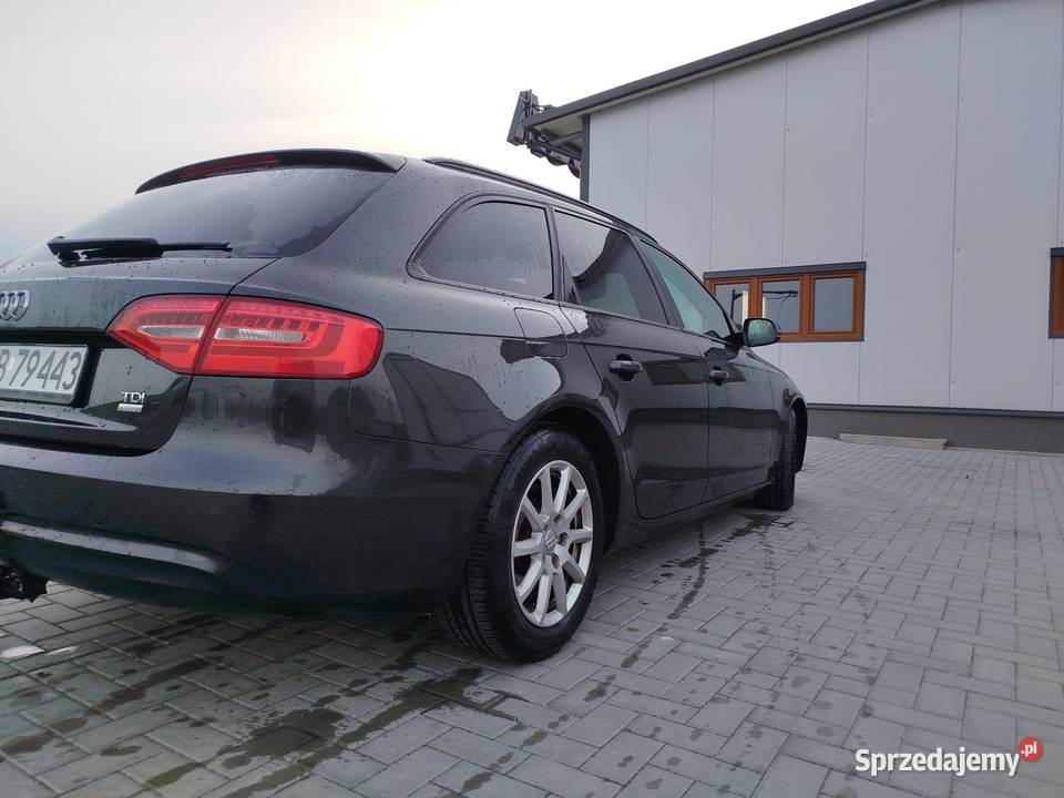 Sprzedam audi A4 B8 LIFT manualna Starościn sprzedam