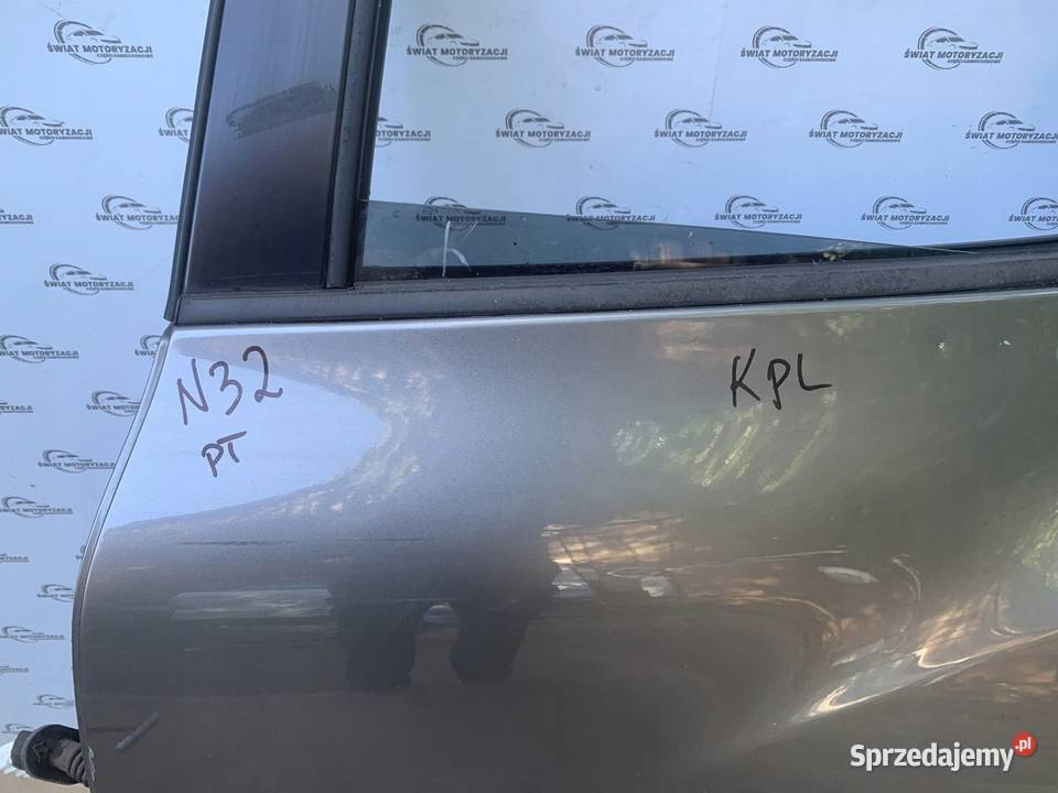 NISSAN JUKE I LIFT 15r drzwi lewe tył Rok produkcji 2015