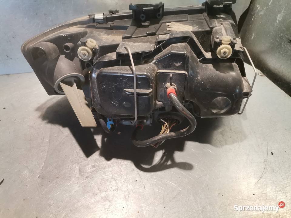 AUDI A6 C5 FL REFLEKTOR LAMPA LEWY PRZÓD XENON Nowy Sącz sprzedam