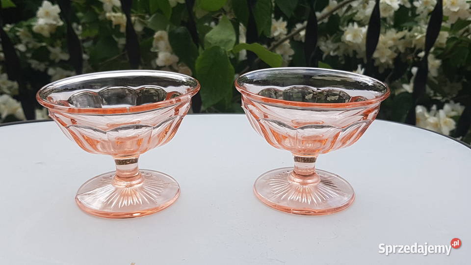 Dwa pucharki szkło rozalinowe śląskie Myszków
