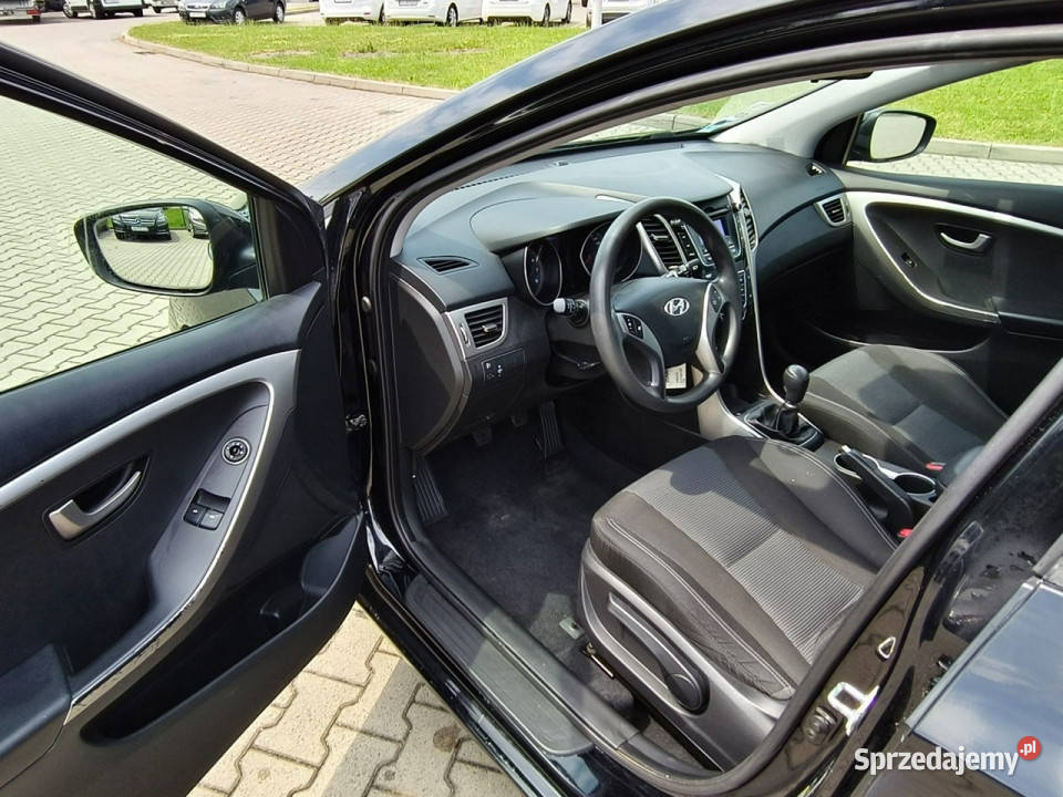 Hyundai i30 14 benzyna 100 ledy klimatyzacja Kęty sprzedam