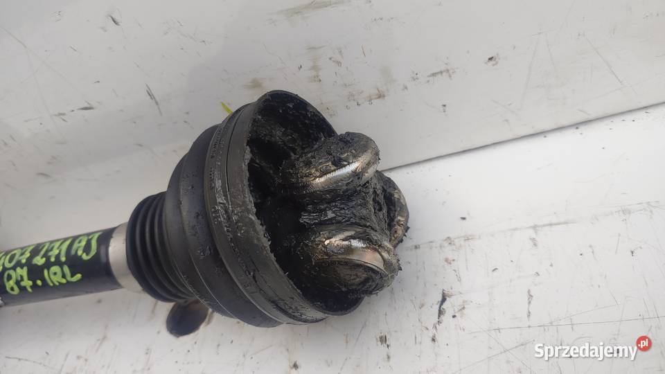 87IRLAUDI A4 B8 A5 8T 30 TDI 8K0407271AJ PÓŁOŚ sprzedam
