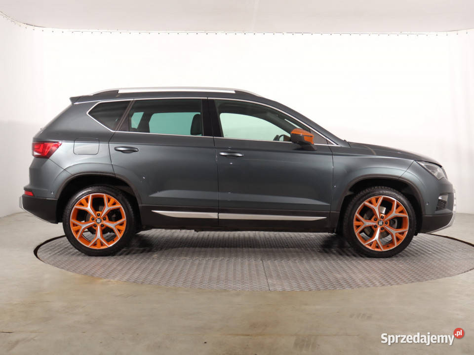 Seat Ateca 20 TSI 4Drive światła przeciwmgielne Katowice