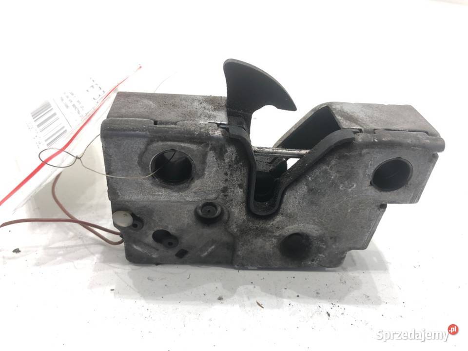 ZAMEK MASKI PRZÓD SEAT LEON III Hatchback