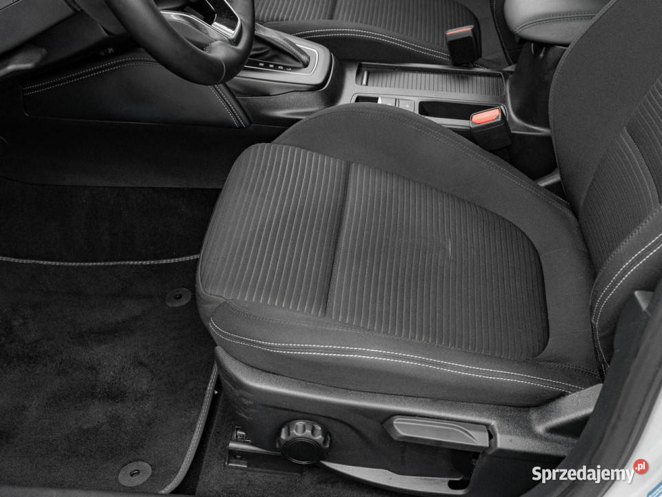 Ford Focus WD4859T10 EcoBoost Titanium X Podgrzf srebrny Focus