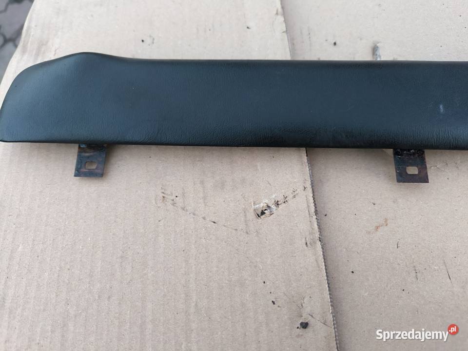 Fiat 125p parapet tyl prawy