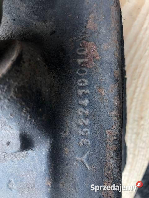 Mercedes Om 352 Pokrywa Zaworowa Jastrzębniki