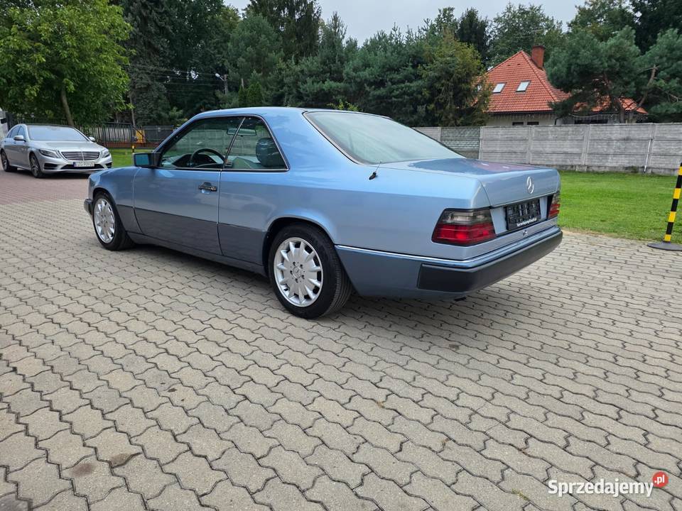 MERCEDESBENZ C124 COUP 230 CE 132 1992 Automat 2/3 Zgierz