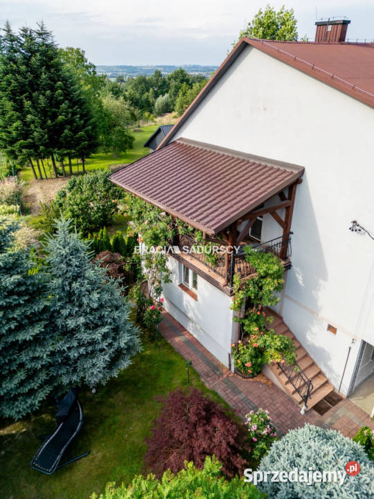 Dom wolnostojący Zręczyce 250m2 małopolskie