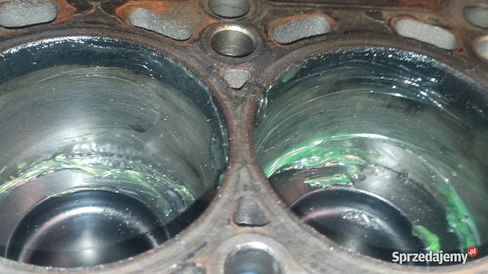 SILNIK SŁUPEK CAG CAGA AUDI A4 B8 A5 8T SEAT Włoszczowa
