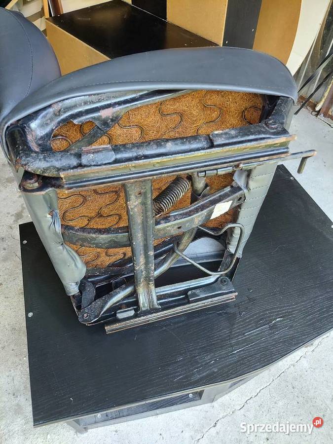 Fotel Fiat 126p małopolskie Skawina
