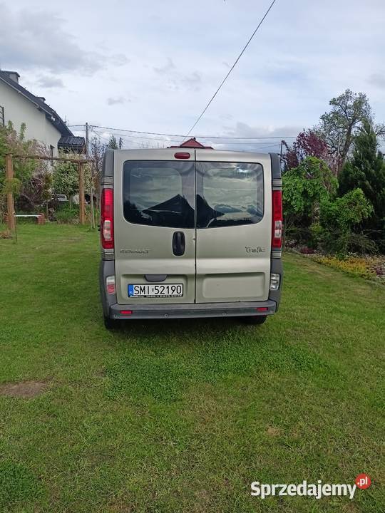 Sprzedam renault Trafic 5 osobowe nieuszkodzony Orzesze