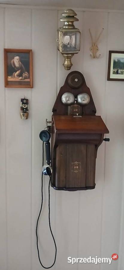 Zabytkowy telefon na ścianę Kraków