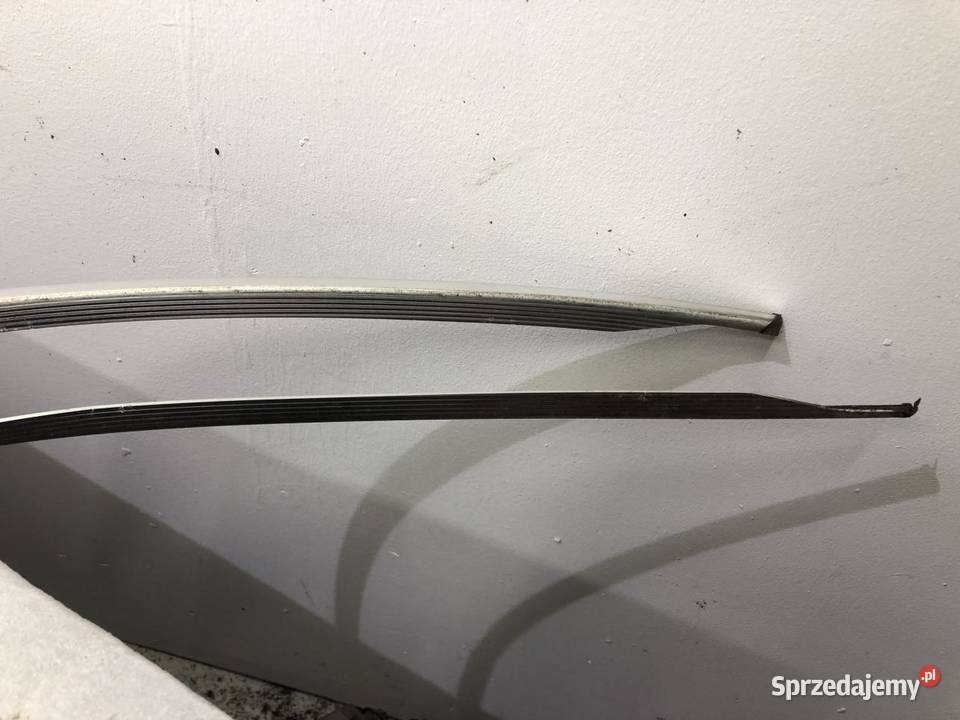 LISTWY DACHOWE MERCEDES W204 KOMBI wielkopolskie