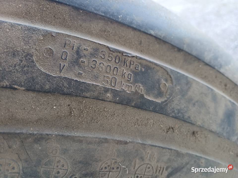 Opony rolnicze 1300x530533 Komarówka Podlaska