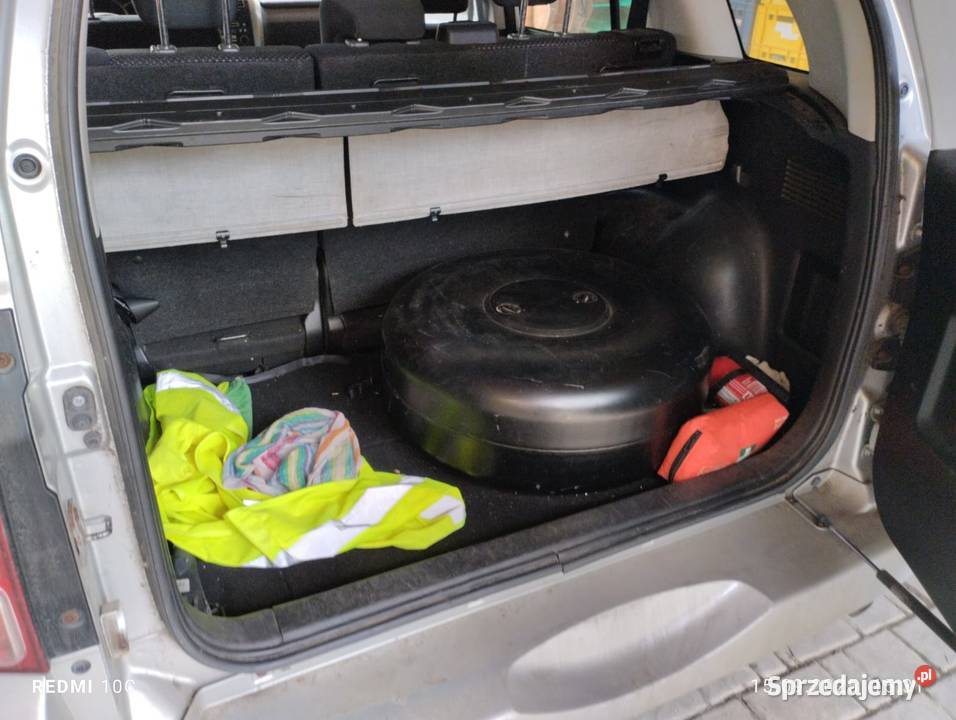 Suzuki Grand Vitara 2006 srebrny Tylmanowa sprzedam