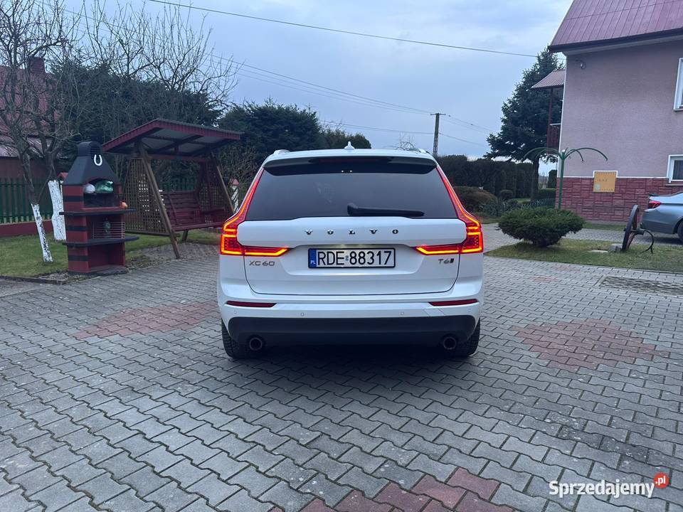 VOLVO XC60 T6 310 AWD 2000cm3 Róża