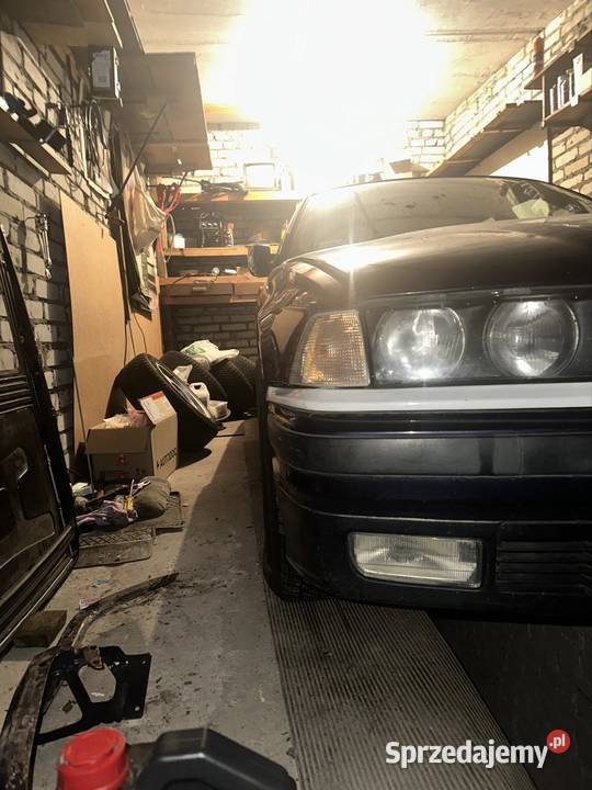 BMW E36 323 seria 3 m52b25 r6 VIN LPG skórzana tapicerka lubelskie Lublin