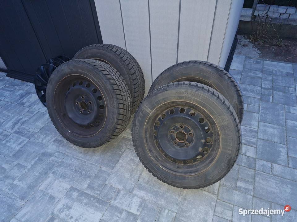 Opony GoodYear WinterCommand 22555 R16 97T Felgi Kraków