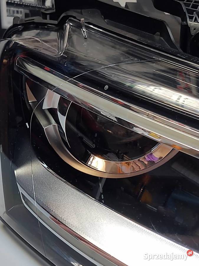 Lampa Prawa Przód BI Xenon Skrętna LED Audi Q3