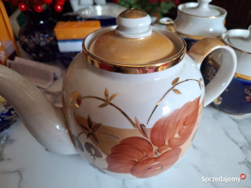 Porcelanowa sygnowany dzbanek Warszawa