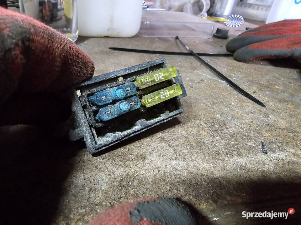 Suzuki DR 800 750 skrzynka bezpieczników fuse dolnośląskie Jelenia Góra