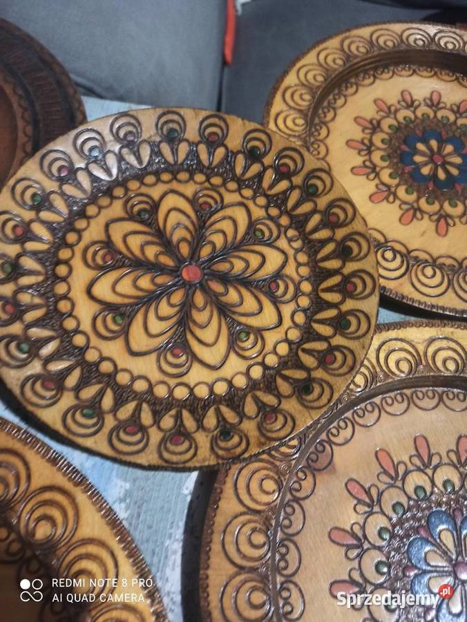 Drewniane talerze ozdobne wiszące kolekcja PRL wielkopolskie Pleszew