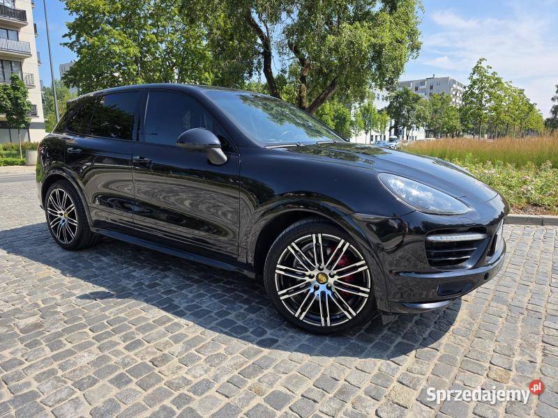 GTS V8 48l benzyna 420 Bezwypadkowy Dok Rok produkcji 2014 Warszawa