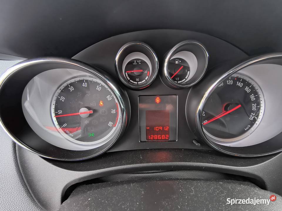 Meriva B 14 T 2013 przebieg 128500 Rok produkcji 2013