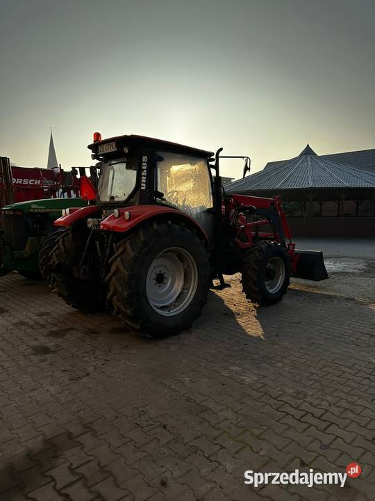 URSUS 11054 C3110 z turem