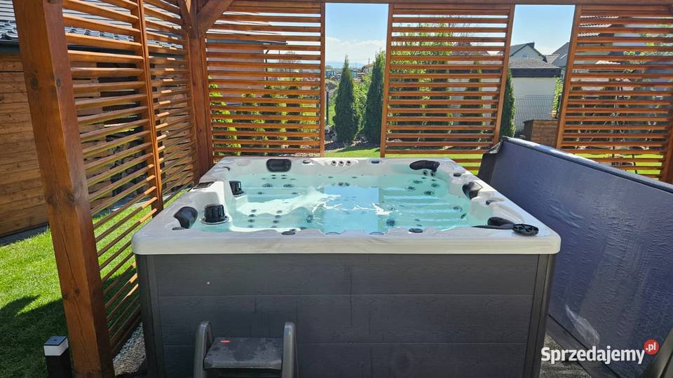 Jacuzzi ogrodowe wanna z hydromasażem SPA 6 os Tychy