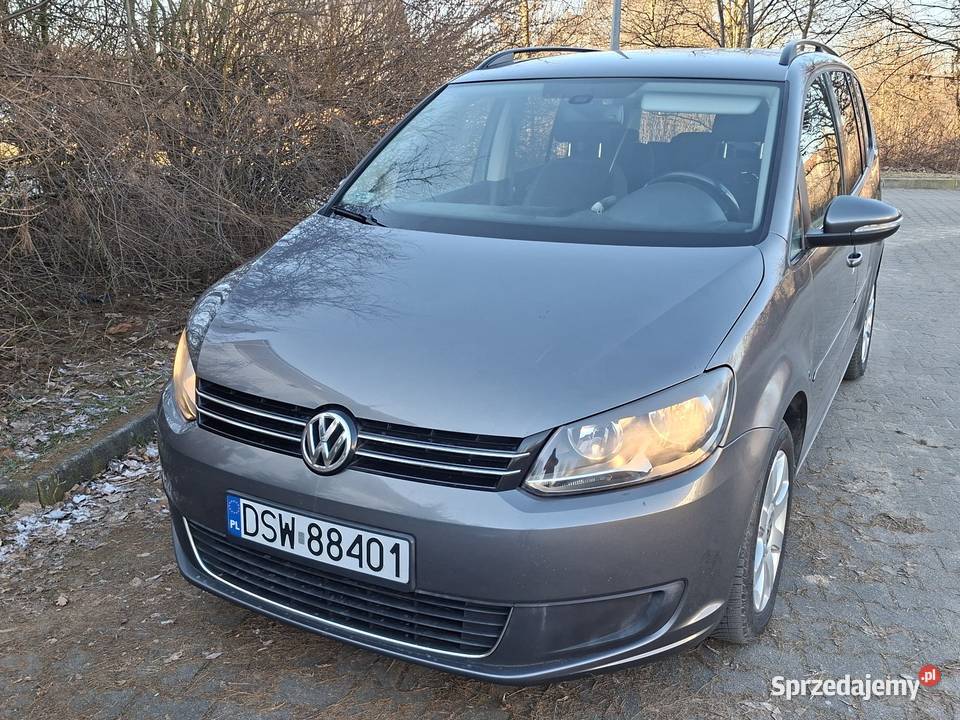 VOLKSWAGEN TOURAN 201011r 16tdi 7 osób klima diesel dolnośląskie Wrocław